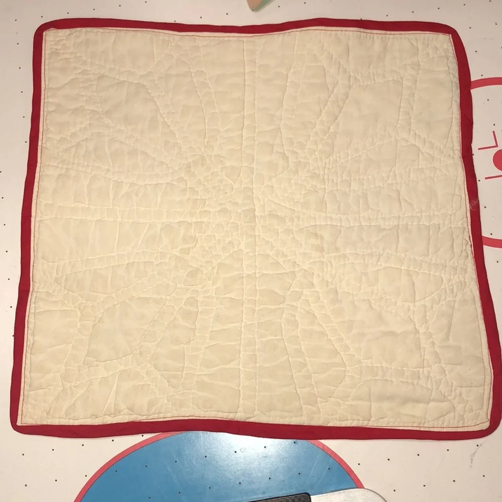 Colorful Quilted Tulip Pattern Doily Square.